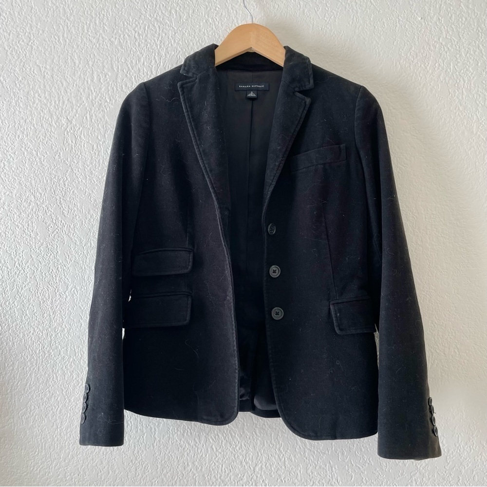 Banana Republic velvet blazer